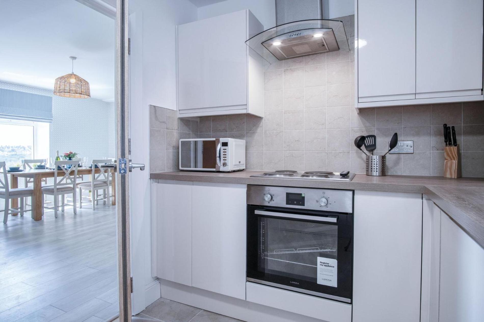 Haven View - 2 Bedroom Apartment - Milford Haven Dış mekan fotoğraf