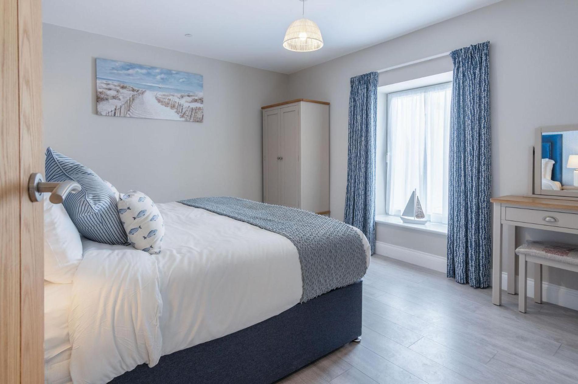 Haven View - 2 Bedroom Apartment - Milford Haven Dış mekan fotoğraf