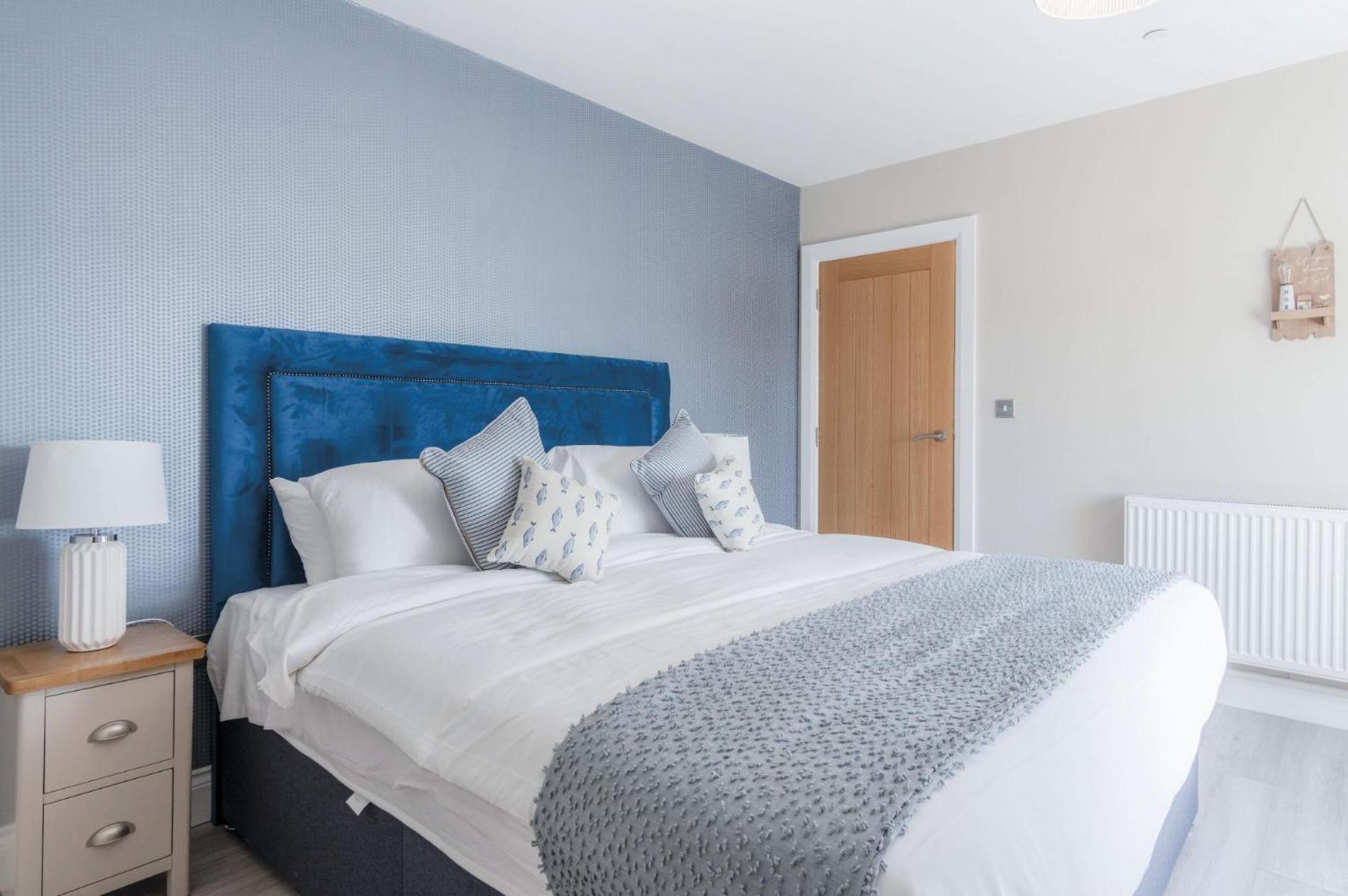 Haven View - 2 Bedroom Apartment - Milford Haven Dış mekan fotoğraf
