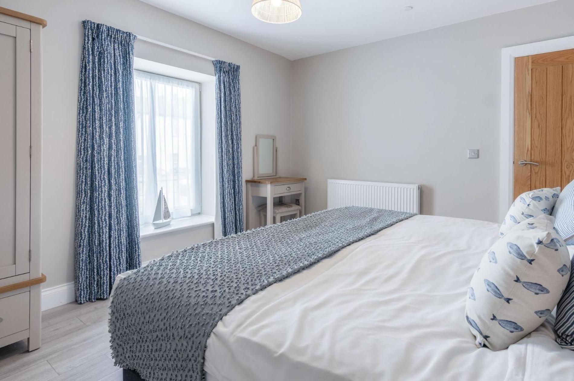 Haven View - 2 Bedroom Apartment - Milford Haven Dış mekan fotoğraf