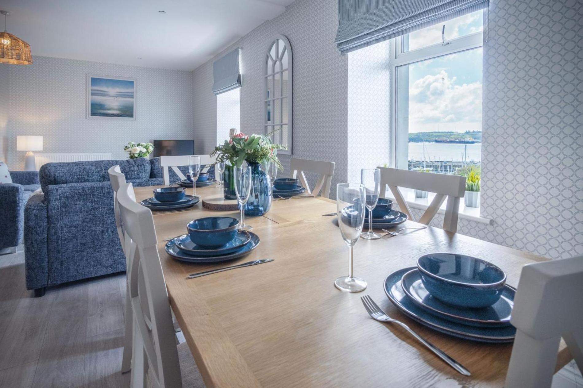 Haven View - 2 Bedroom Apartment - Milford Haven Dış mekan fotoğraf