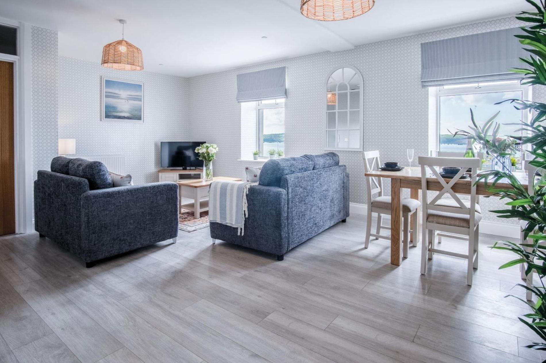 Haven View - 2 Bedroom Apartment - Milford Haven Dış mekan fotoğraf